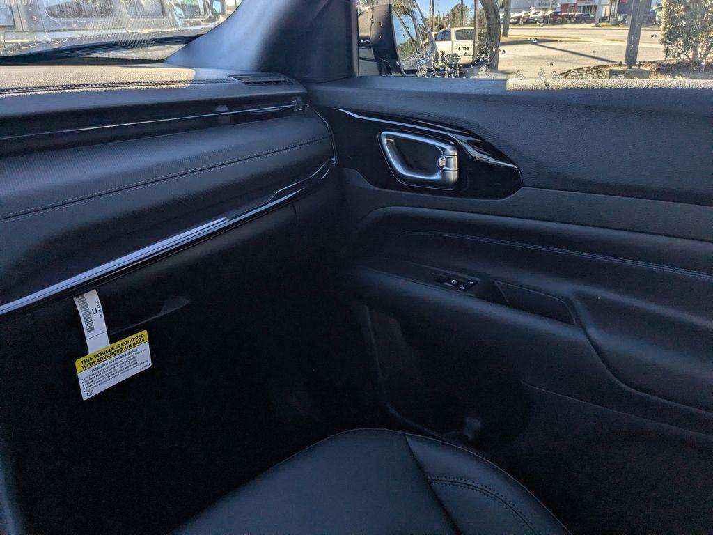 new 2026 Jeep Compass car, priced at $25,305