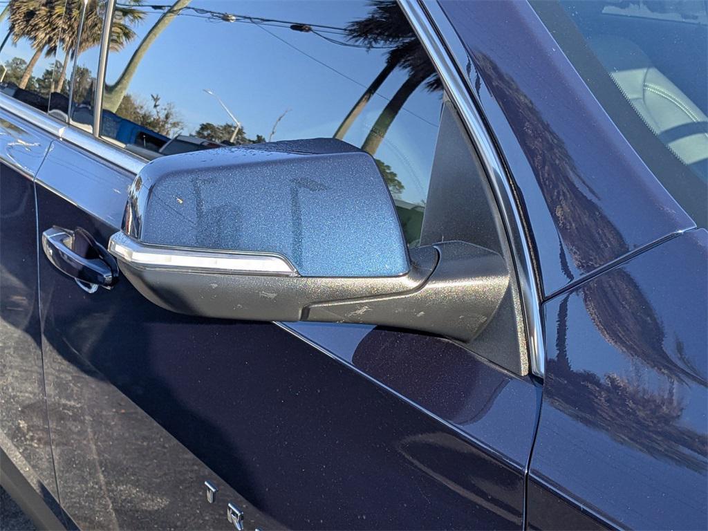 used 2023 Chevrolet Traverse car, priced at $31,000