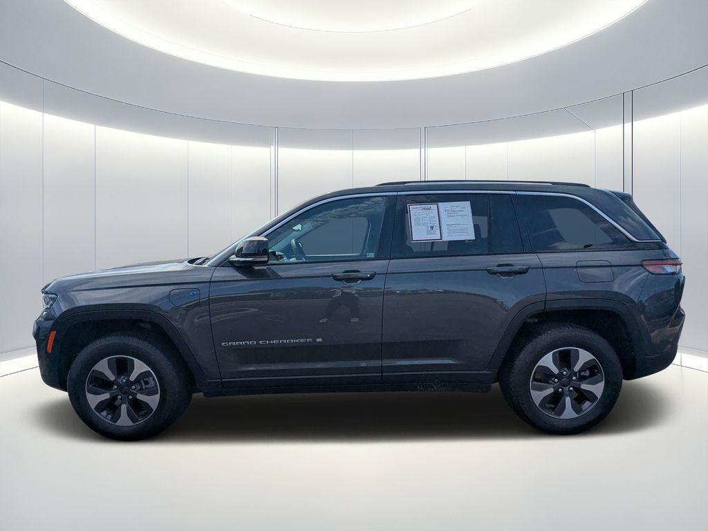 used 2022 Jeep Grand Cherokee 4xe car, priced at $28,799