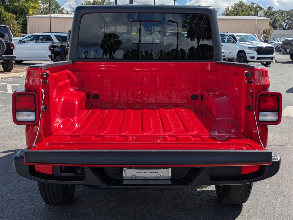 new 2025 Jeep Gladiator car, priced at $39,130