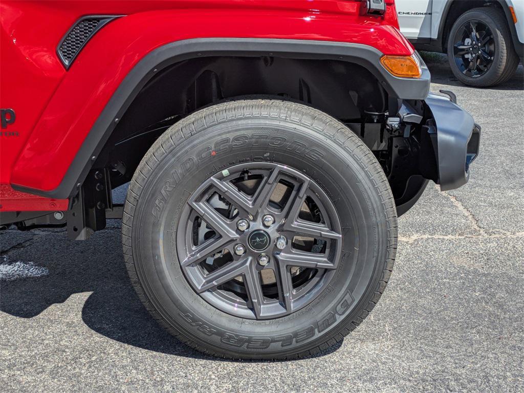 new 2025 Jeep Gladiator car, priced at $39,130