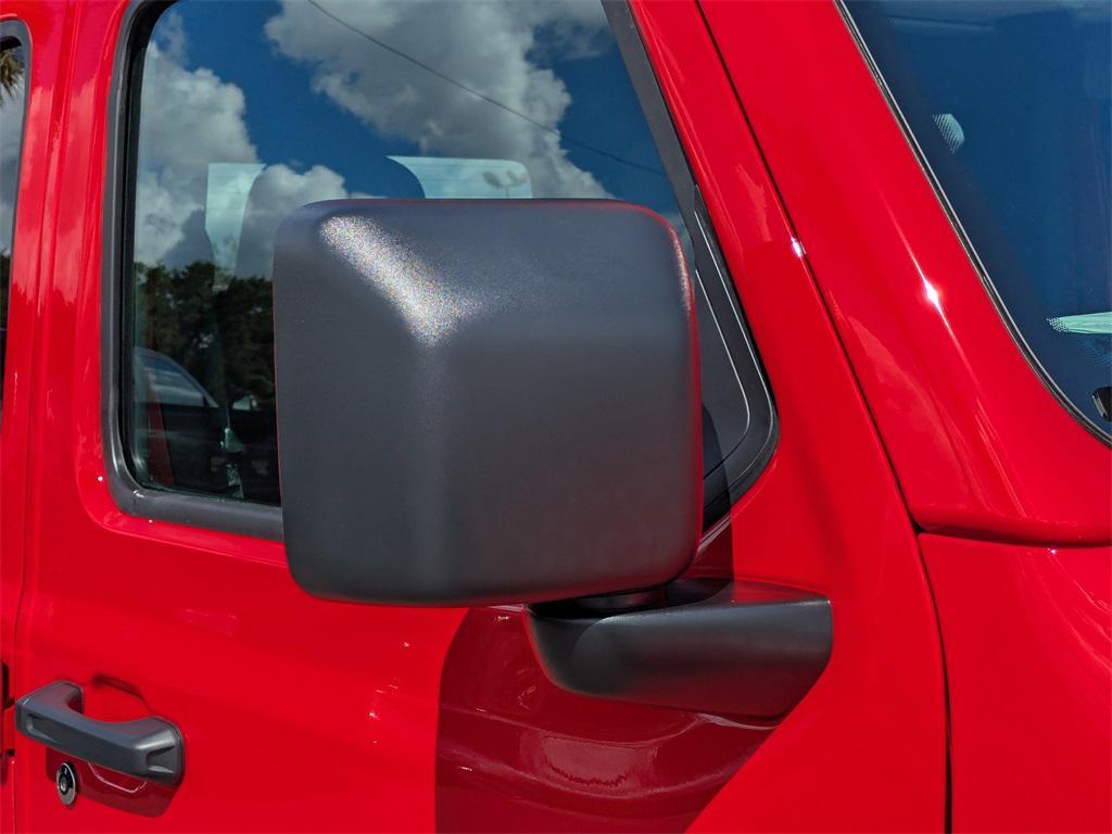 new 2025 Jeep Gladiator car, priced at $39,130