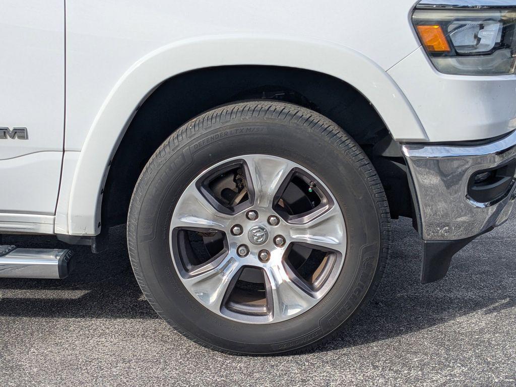 used 2021 Ram 1500 car, priced at $30,321