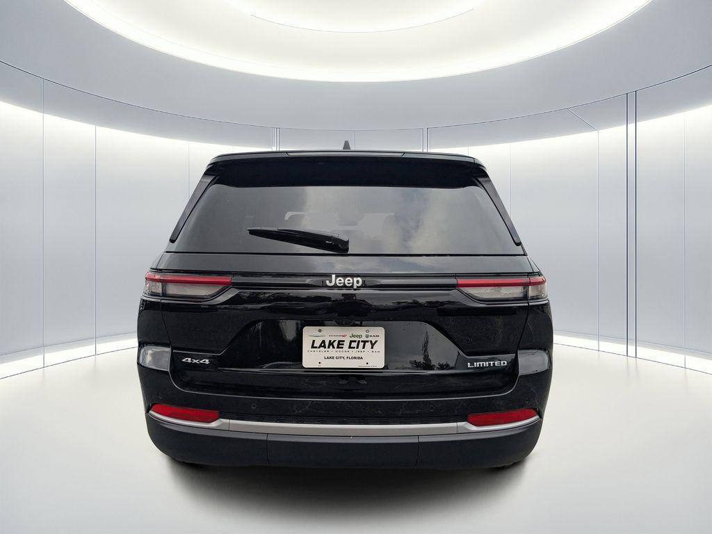 new 2026 Jeep Grand Cherokee car, priced at $43,390