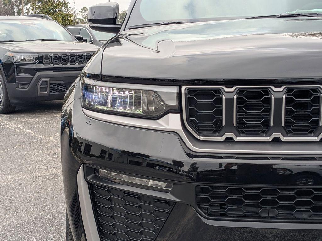 new 2026 Jeep Grand Cherokee car, priced at $43,390