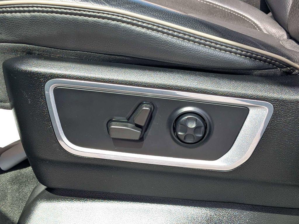 used 2021 Ram 1500 car, priced at $37,187