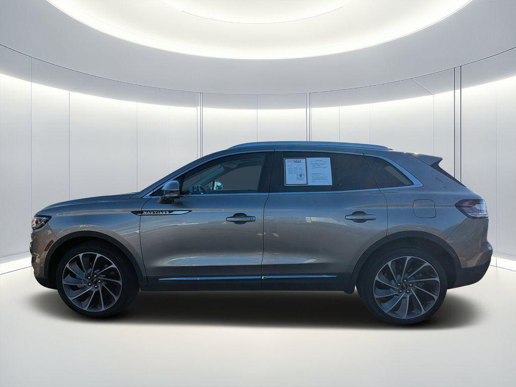used 2021 Lincoln Nautilus car, priced at $26,107