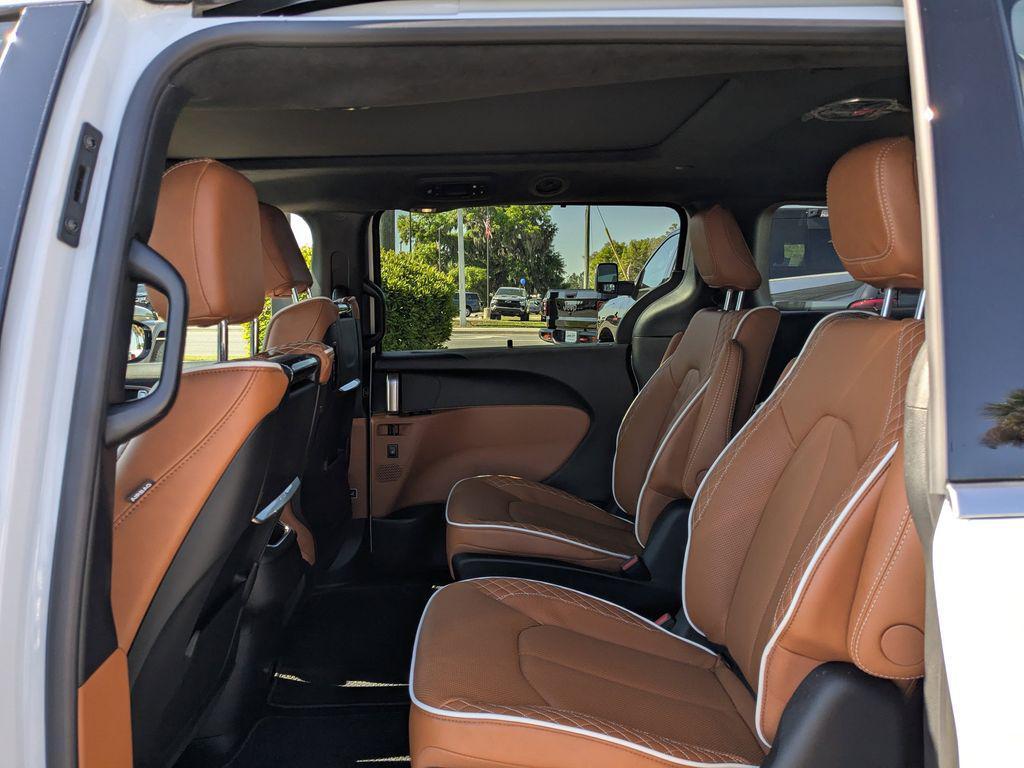 new 2026 Chrysler Pacifica car, priced at $55,046