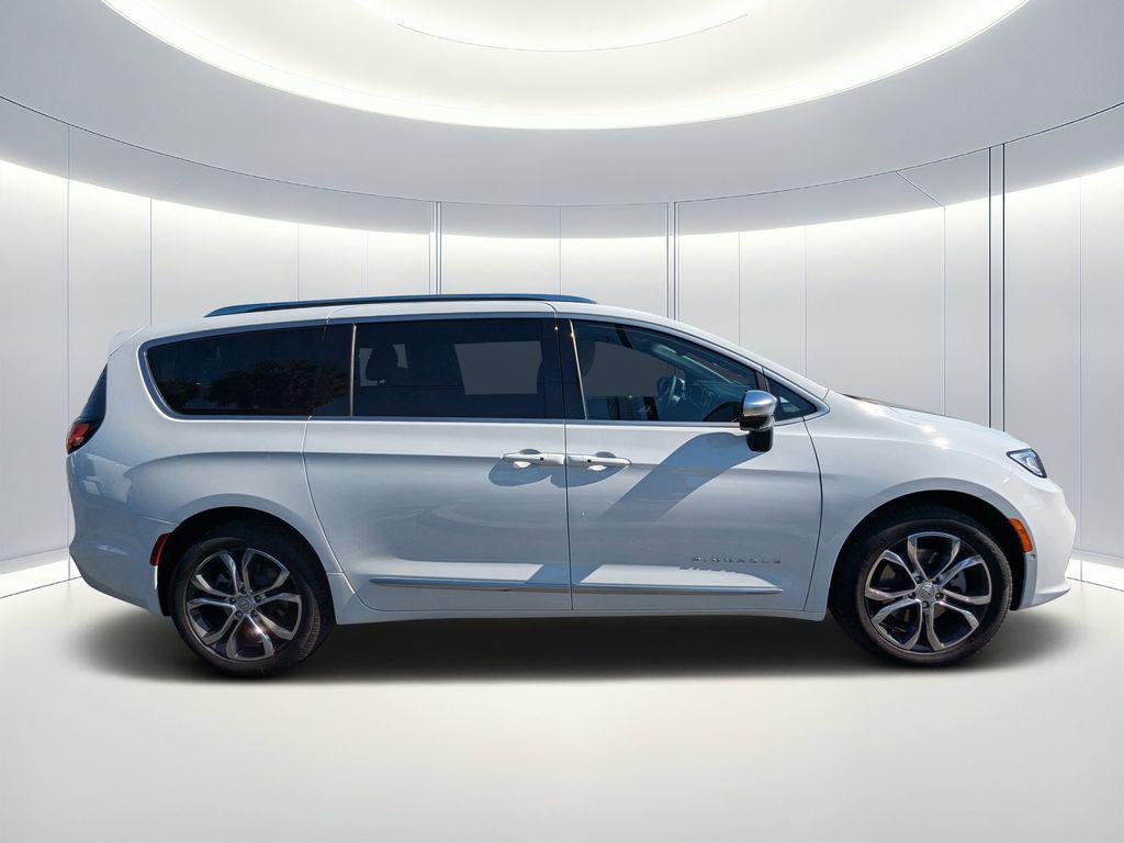 new 2026 Chrysler Pacifica car, priced at $55,046