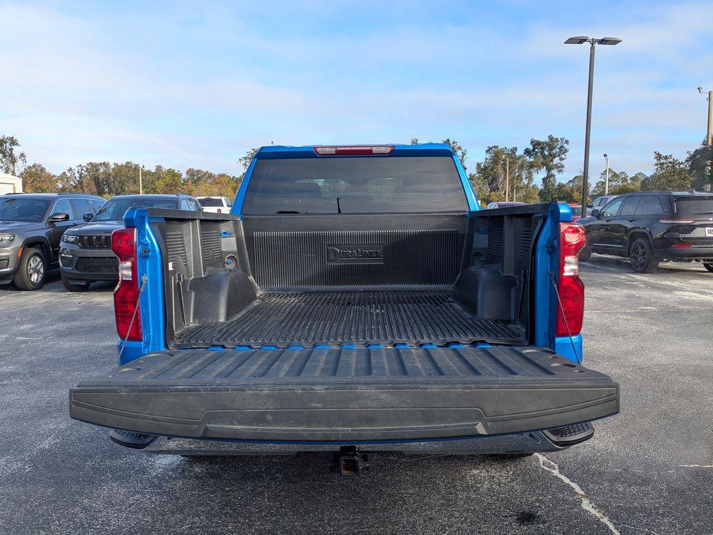 used 2025 Chevrolet Silverado 1500 car, priced at $40,260