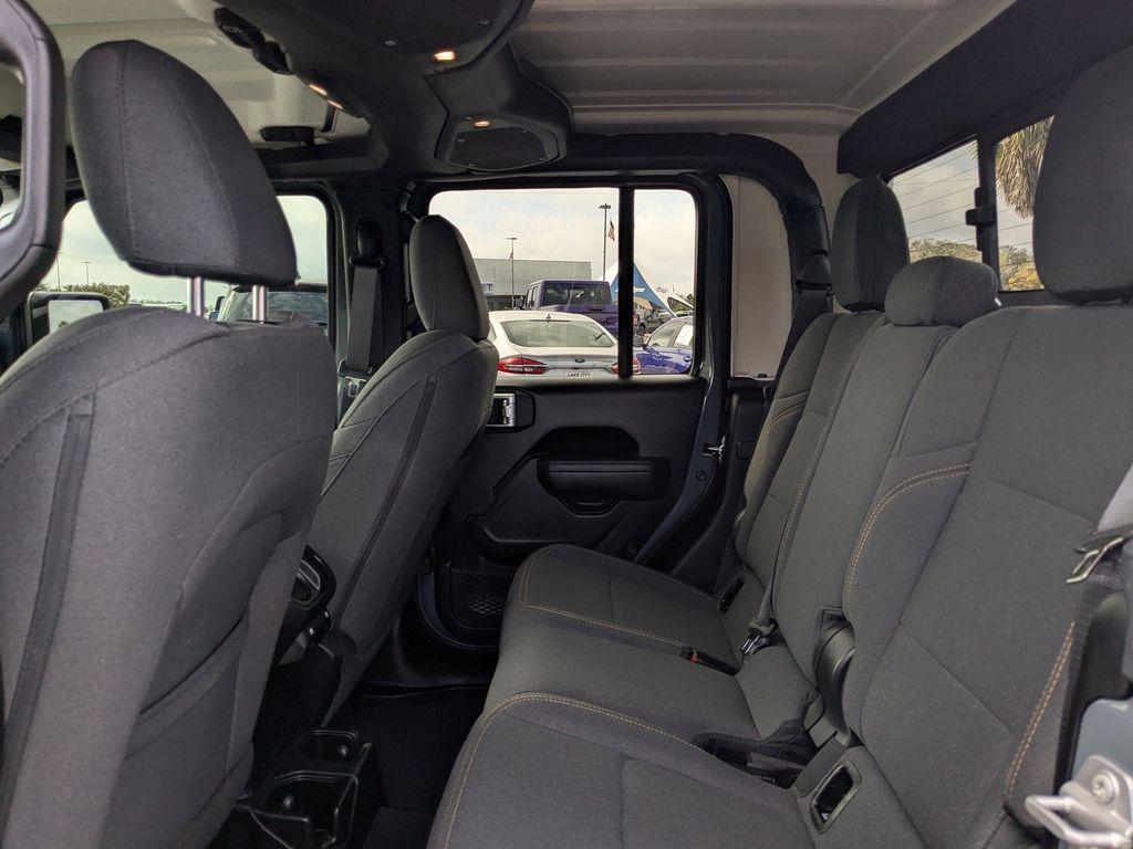 used 2025 Jeep Gladiator car, priced at $36,972