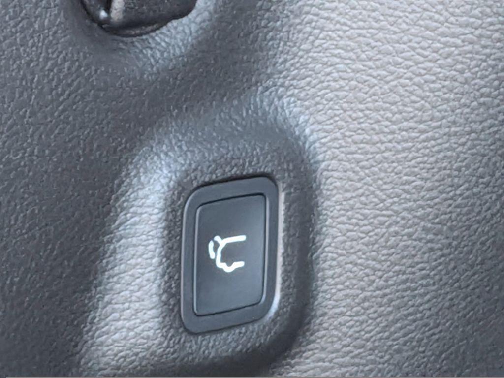 new 2026 Jeep Compass car, priced at $33,500