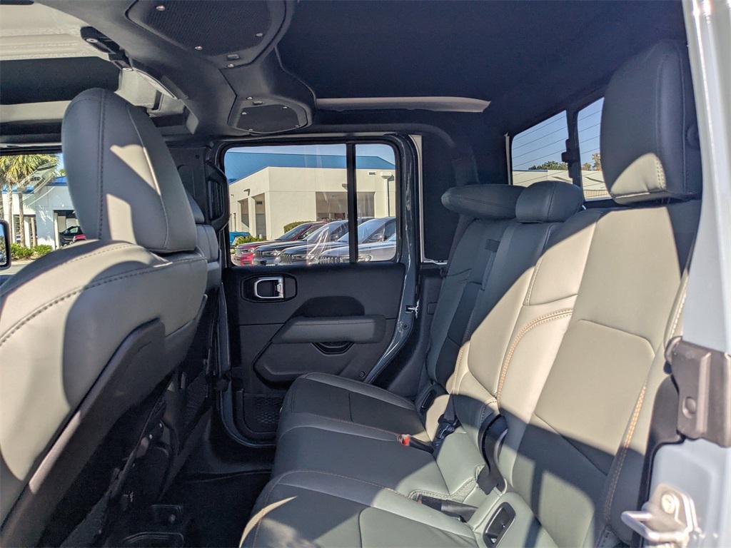 new 2026 Jeep Gladiator car, priced at $57,315