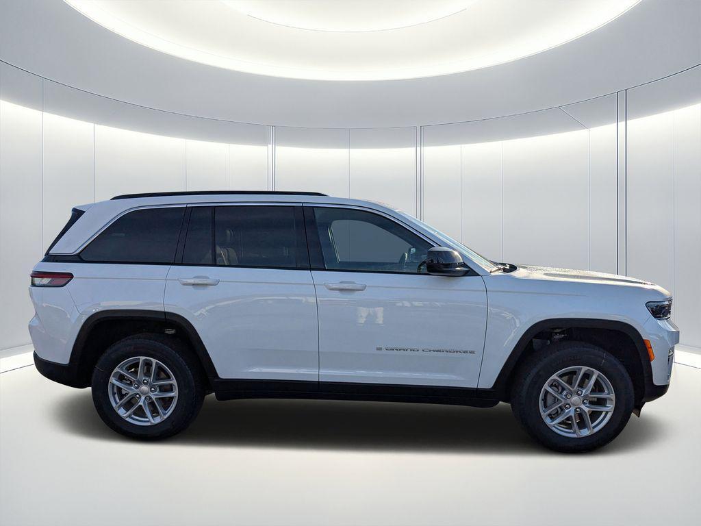 used 2025 Jeep Grand Cherokee car, priced at $33,664