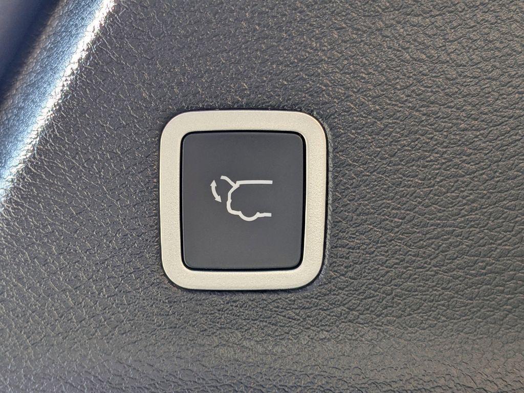 new 2026 Chrysler Voyager car, priced at $36,365