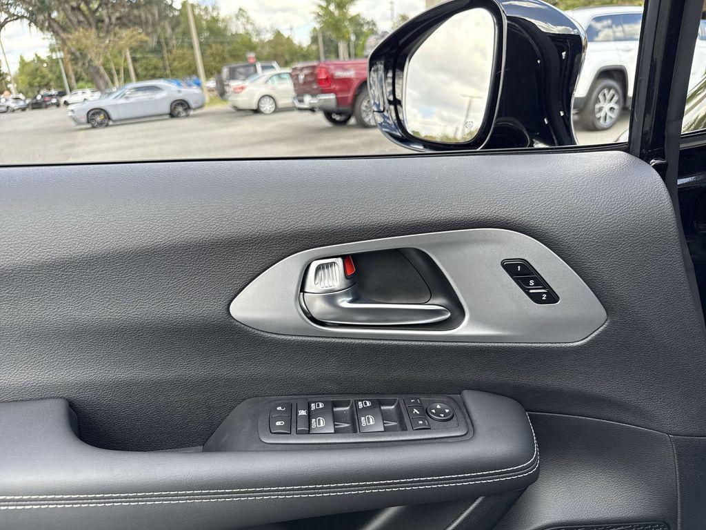 new 2026 Chrysler Pacifica car, priced at $55,120