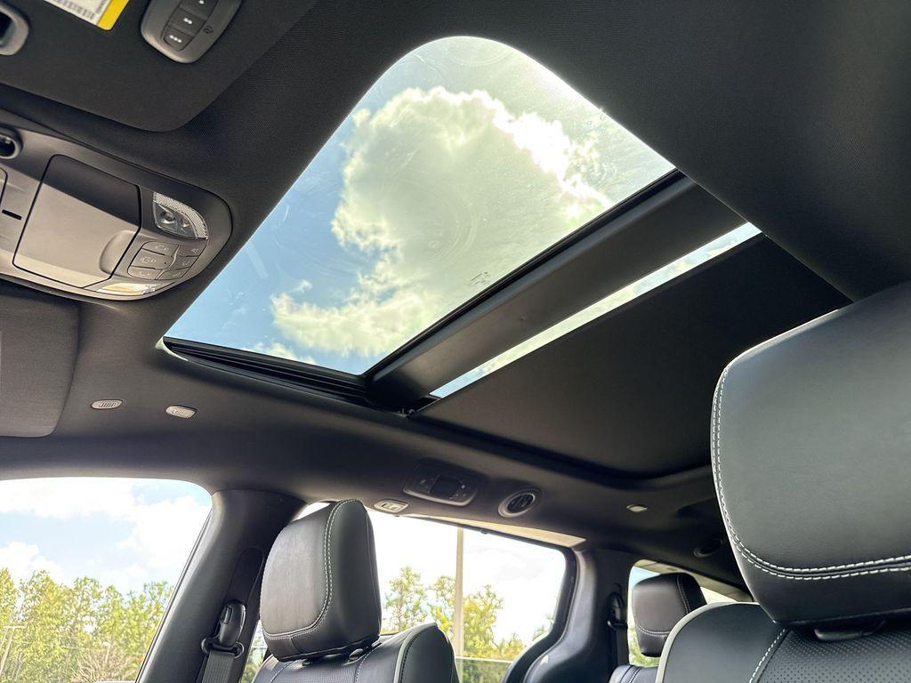 new 2026 Chrysler Pacifica car, priced at $55,120