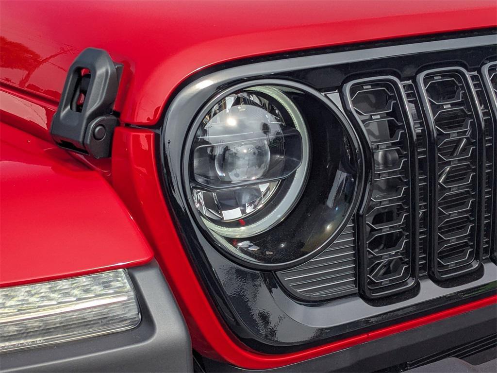 new 2025 Jeep Gladiator car, priced at $41,530