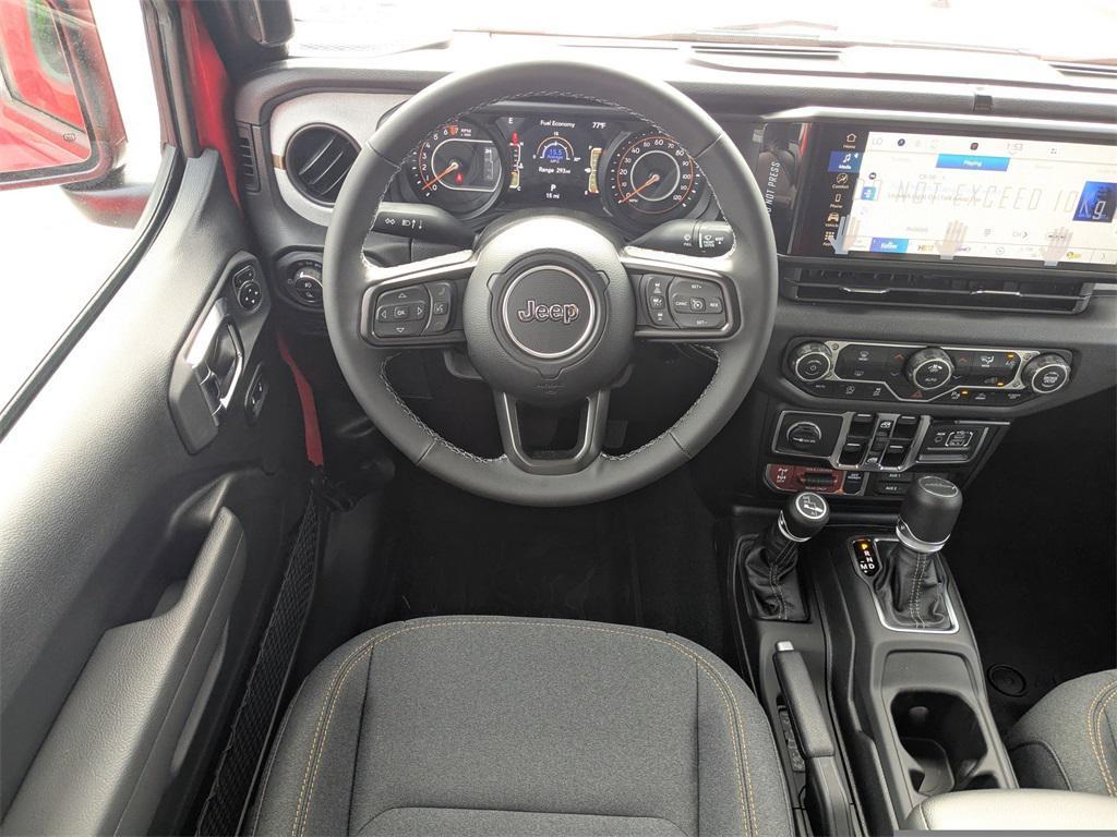 new 2025 Jeep Gladiator car, priced at $41,530