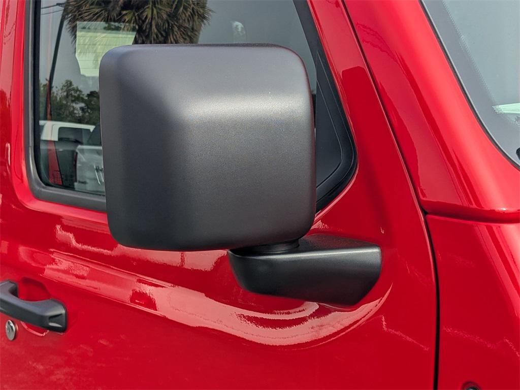 new 2025 Jeep Gladiator car, priced at $41,530