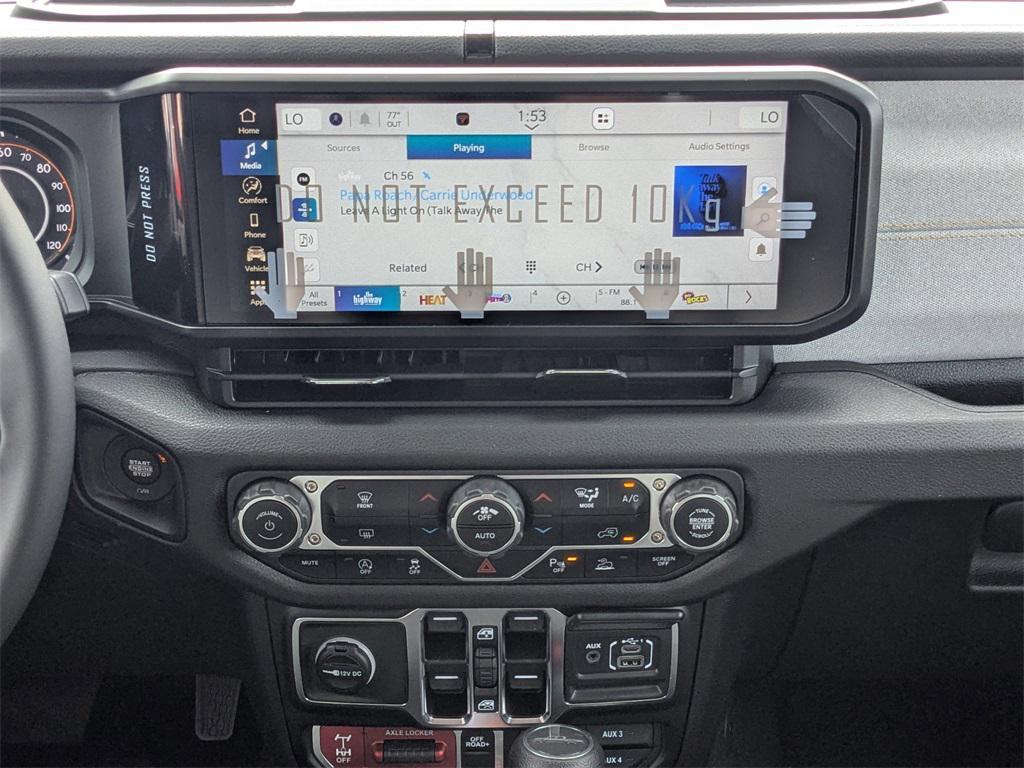 new 2025 Jeep Gladiator car, priced at $41,530