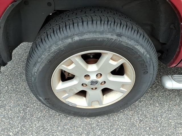 used 2005 Ford Explorer car