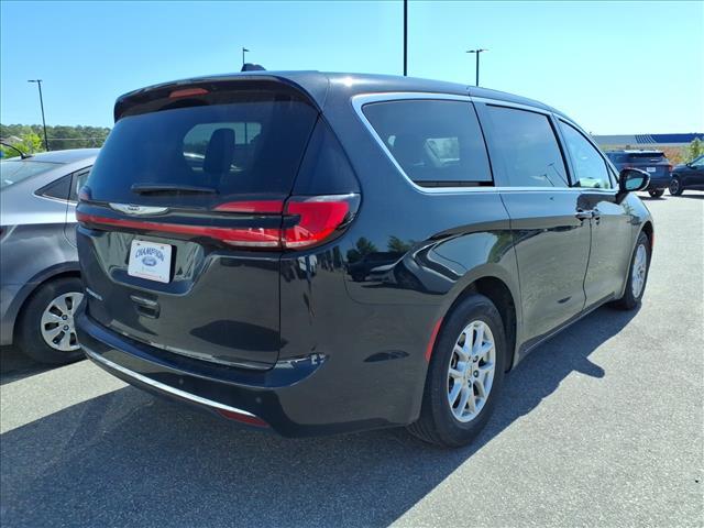 used 2024 Chrysler Pacifica car, priced at $26,986