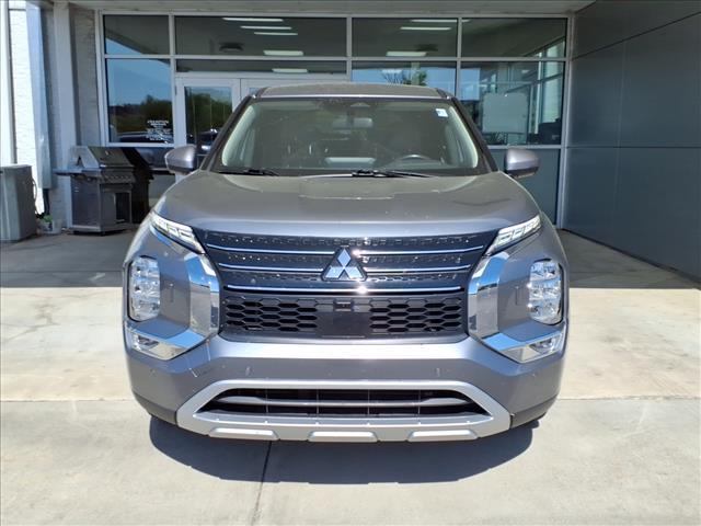 used 2024 Mitsubishi Outlander car, priced at $23,426