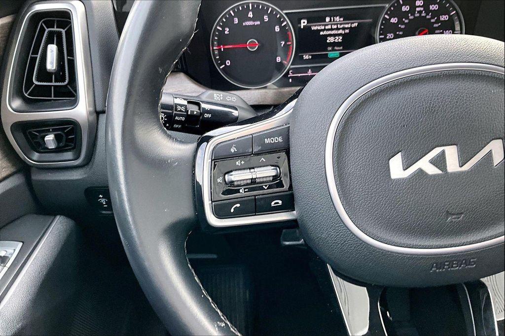 used 2023 Kia Sorento car, priced at $28,974