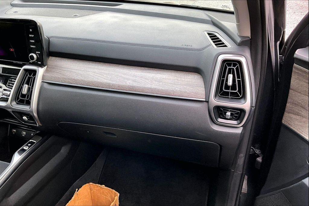 used 2023 Kia Sorento car, priced at $28,974