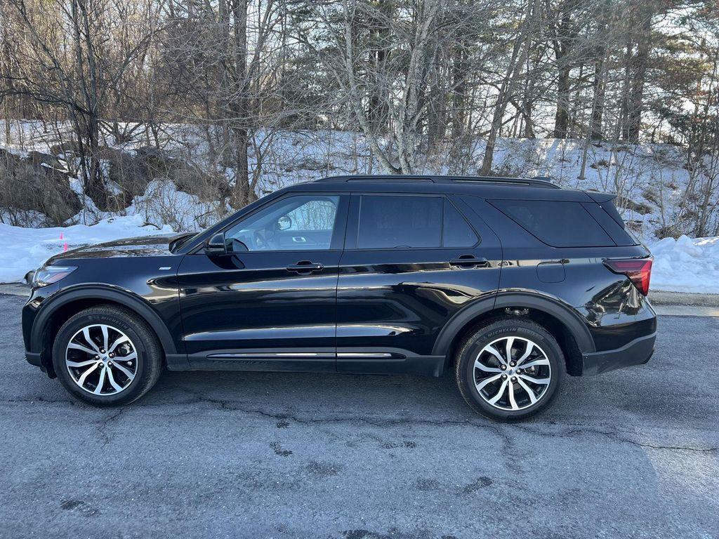 used 2025 Ford Explorer car, priced at $38,811