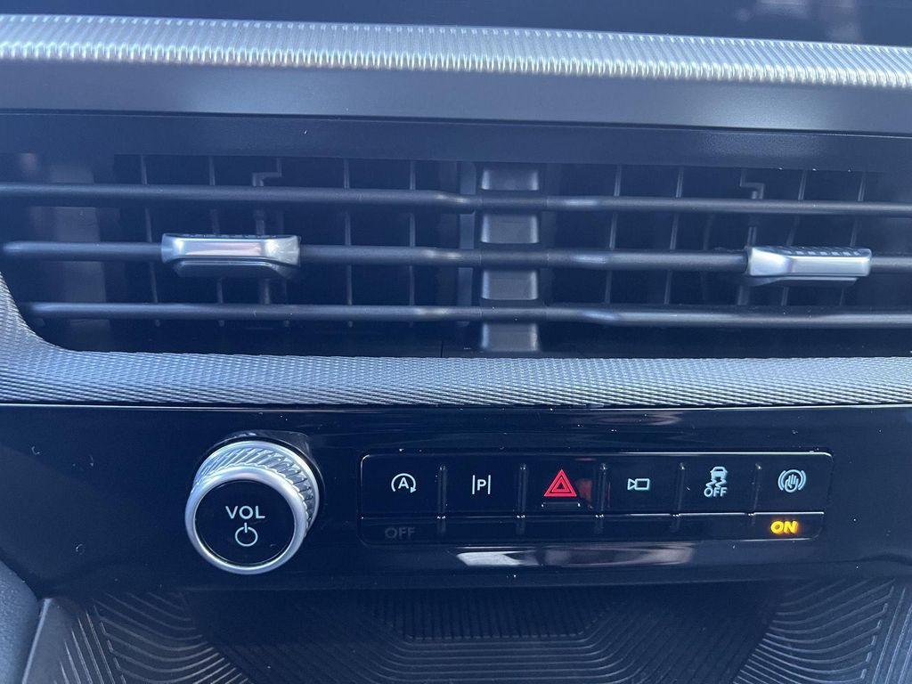 used 2025 Ford Explorer car, priced at $38,811