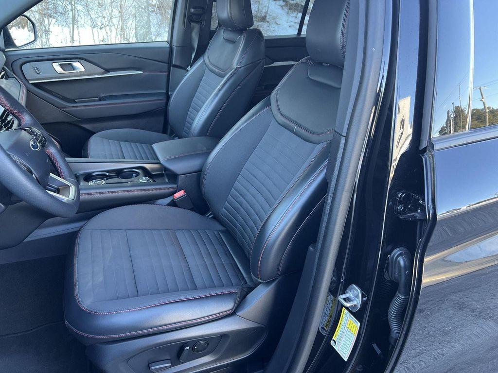 used 2025 Ford Explorer car, priced at $38,811