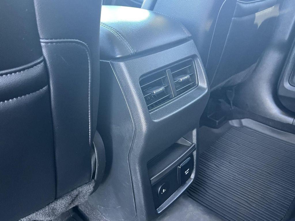 used 2022 Ford Edge car, priced at $22,879