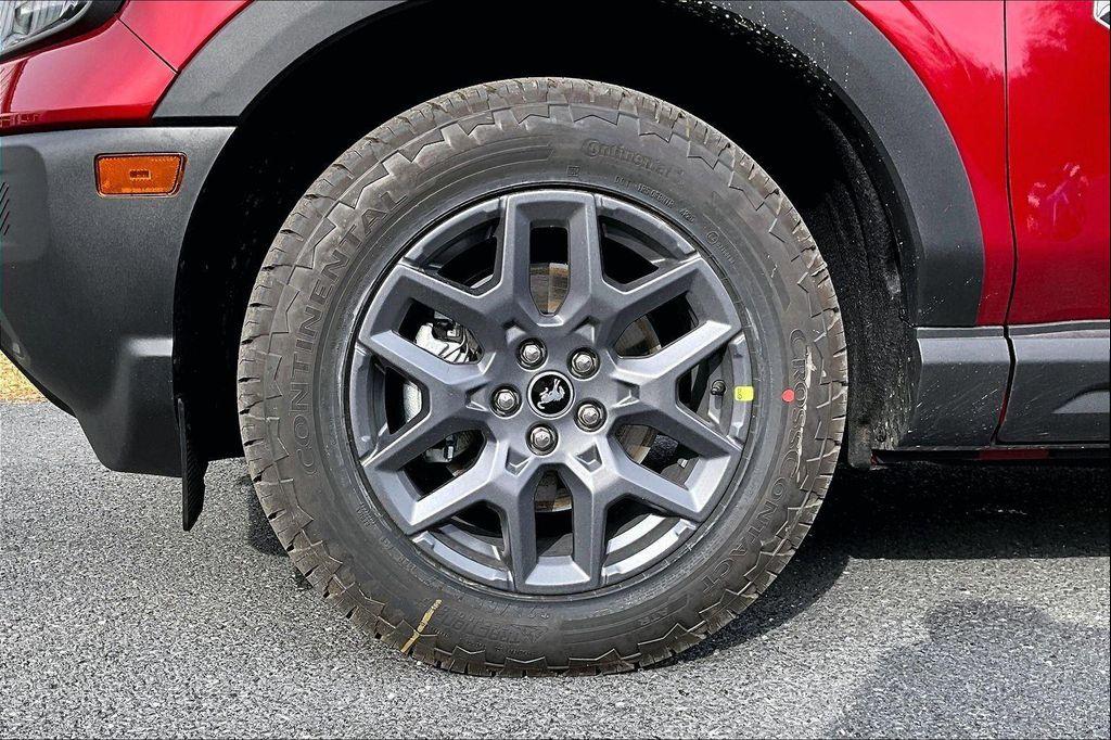 new 2025 Ford Bronco Sport car, priced at $33,690