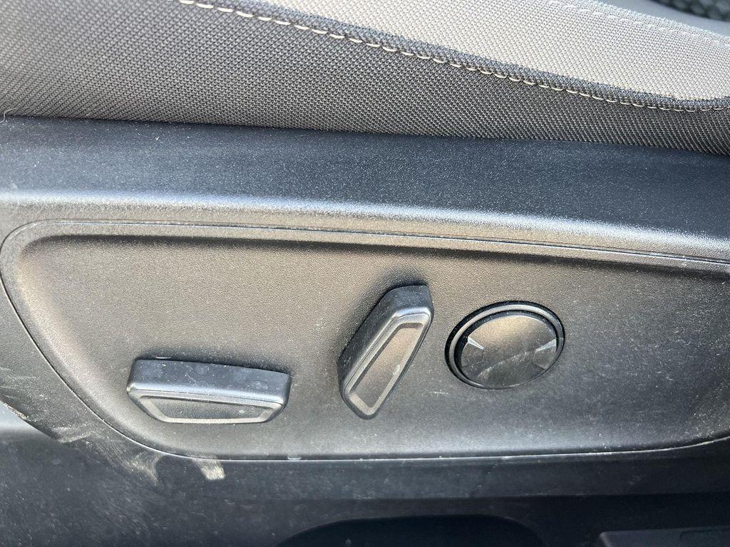 used 2022 Ford Escape car, priced at $21,149