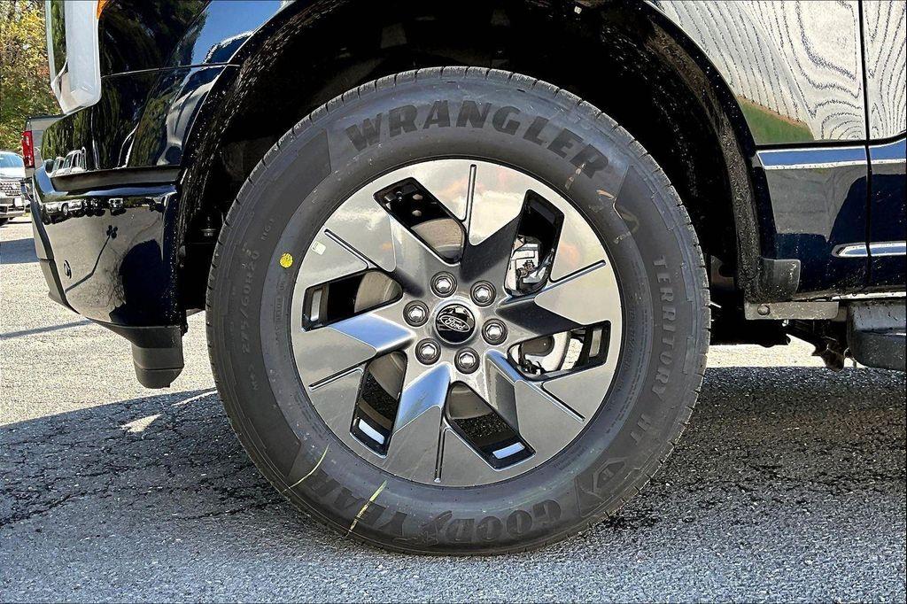 new 2025 Ford F-150 Lightning car, priced at $65,685