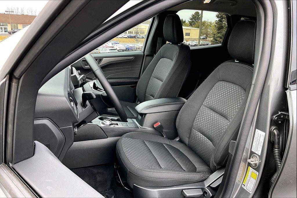 new 2026 Ford Escape car, priced at $32,280