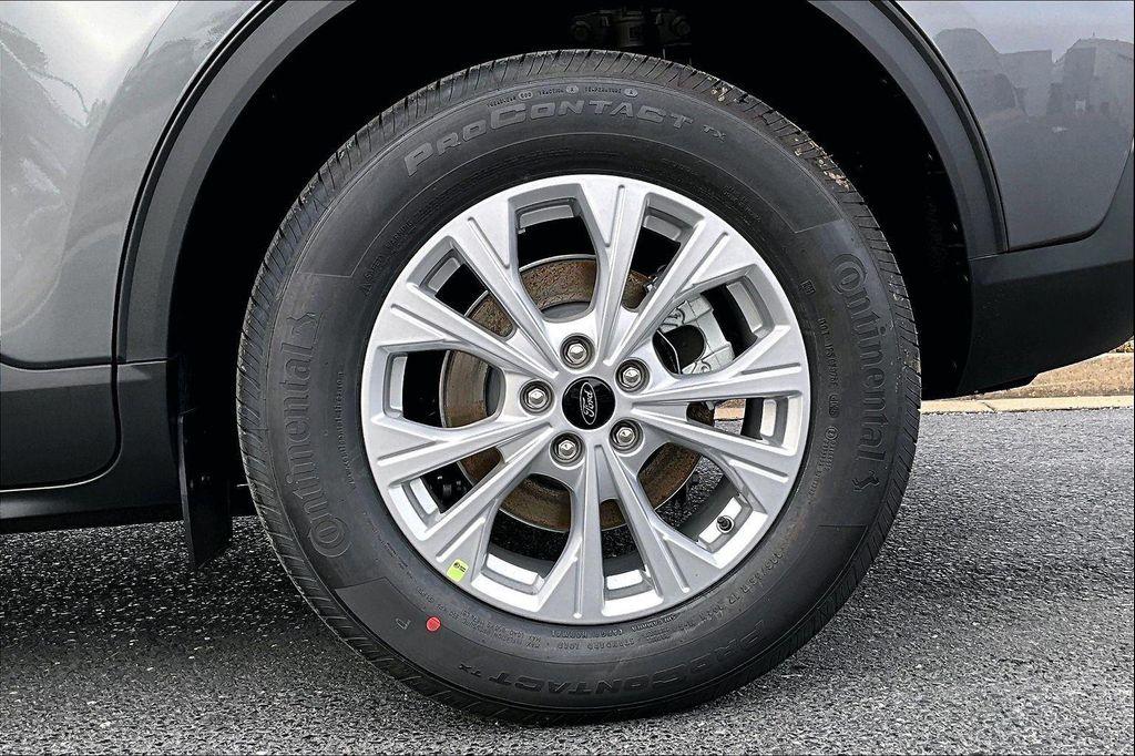 new 2026 Ford Escape car, priced at $32,280