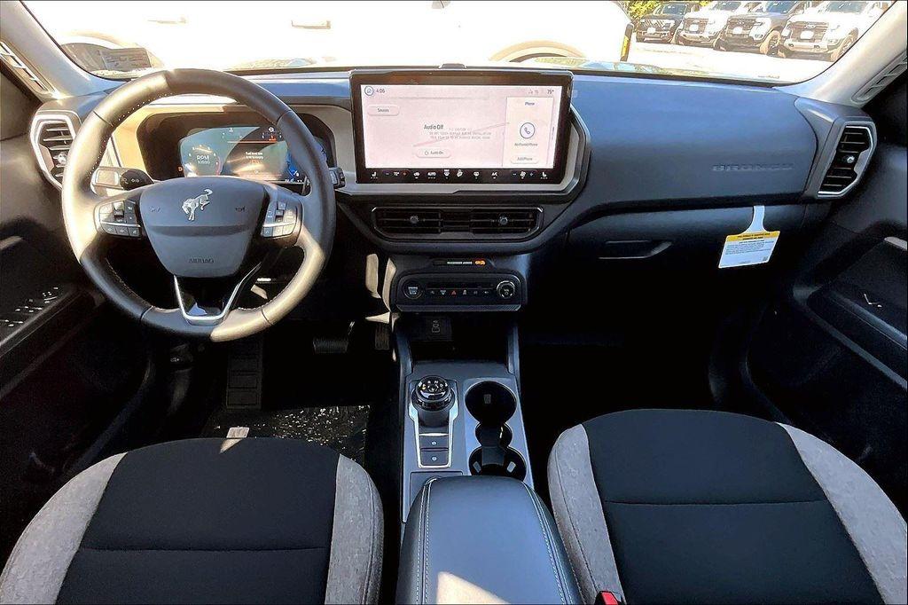 new 2025 Ford Bronco Sport car, priced at $33,665