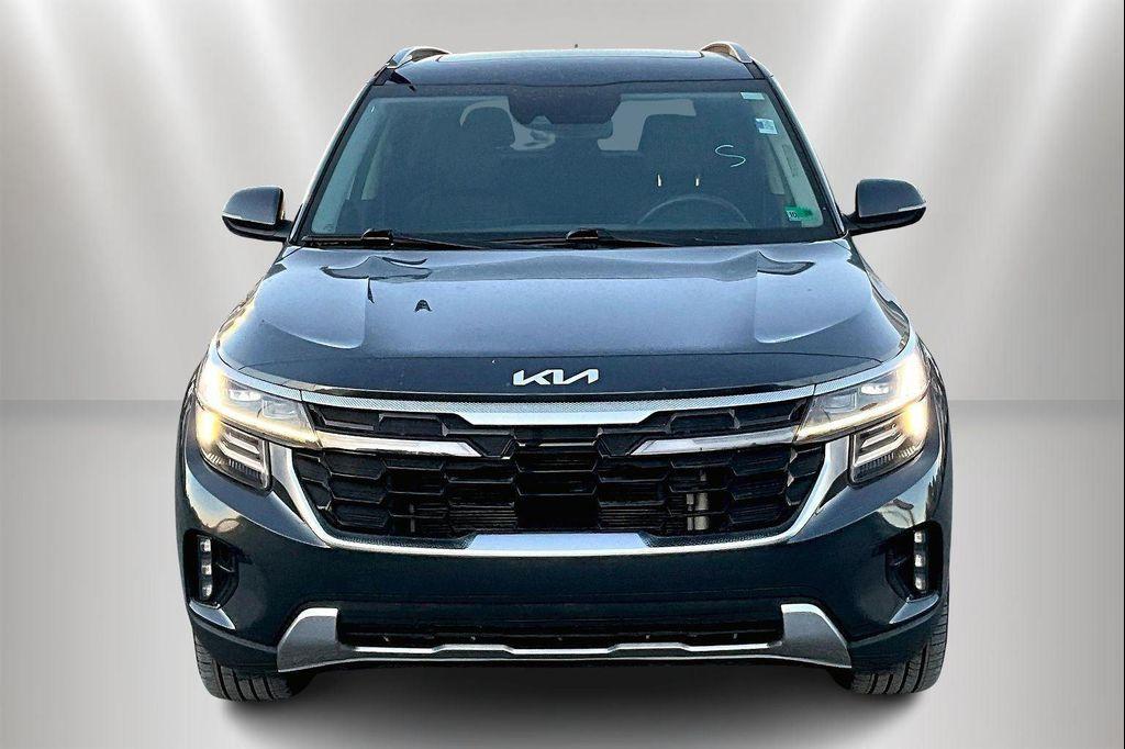 used 2024 Kia Seltos car, priced at $21,978