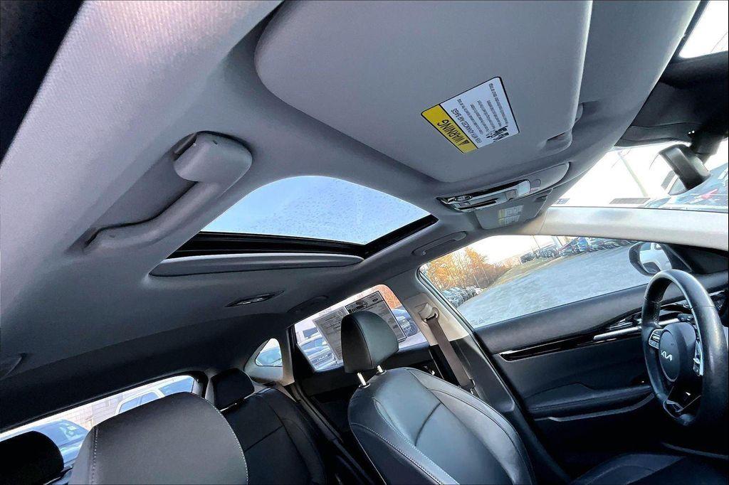 used 2024 Kia Seltos car, priced at $21,978