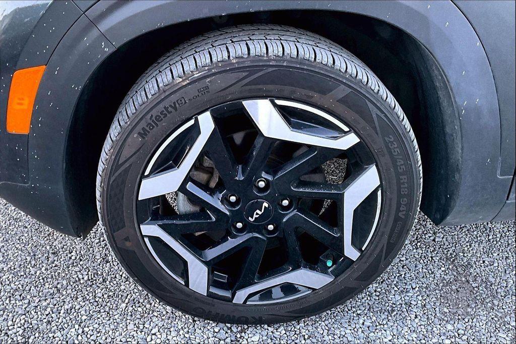 used 2024 Kia Seltos car, priced at $21,978