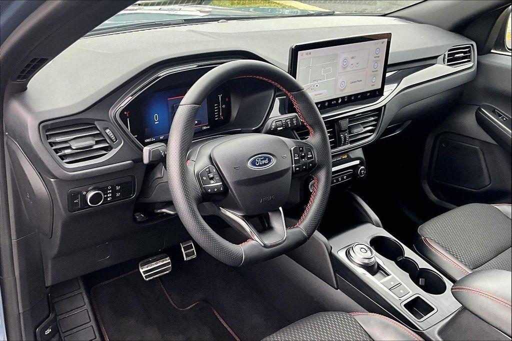 used 2023 Ford Escape car, priced at $23,357