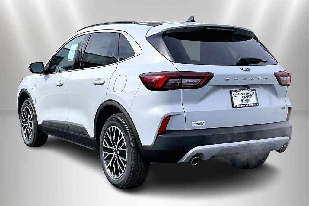 new 2026 Ford Escape PHEV car, priced at $33,502