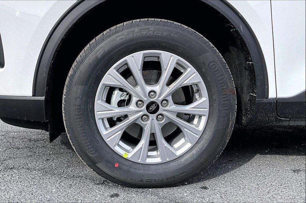 new 2026 Ford Escape car, priced at $31,785