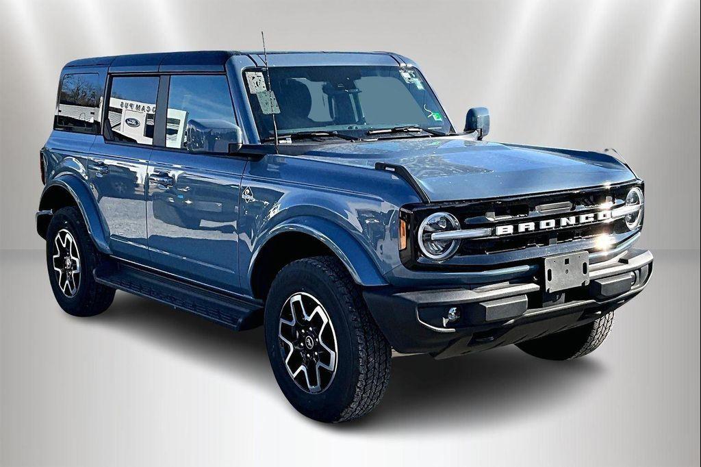 used 2025 Ford Bronco car, priced at $44,843