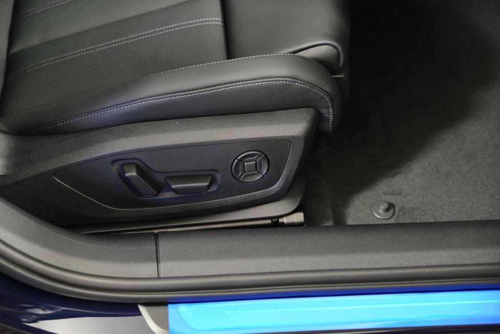 new 2026 Audi A6 car, priced at $69,525