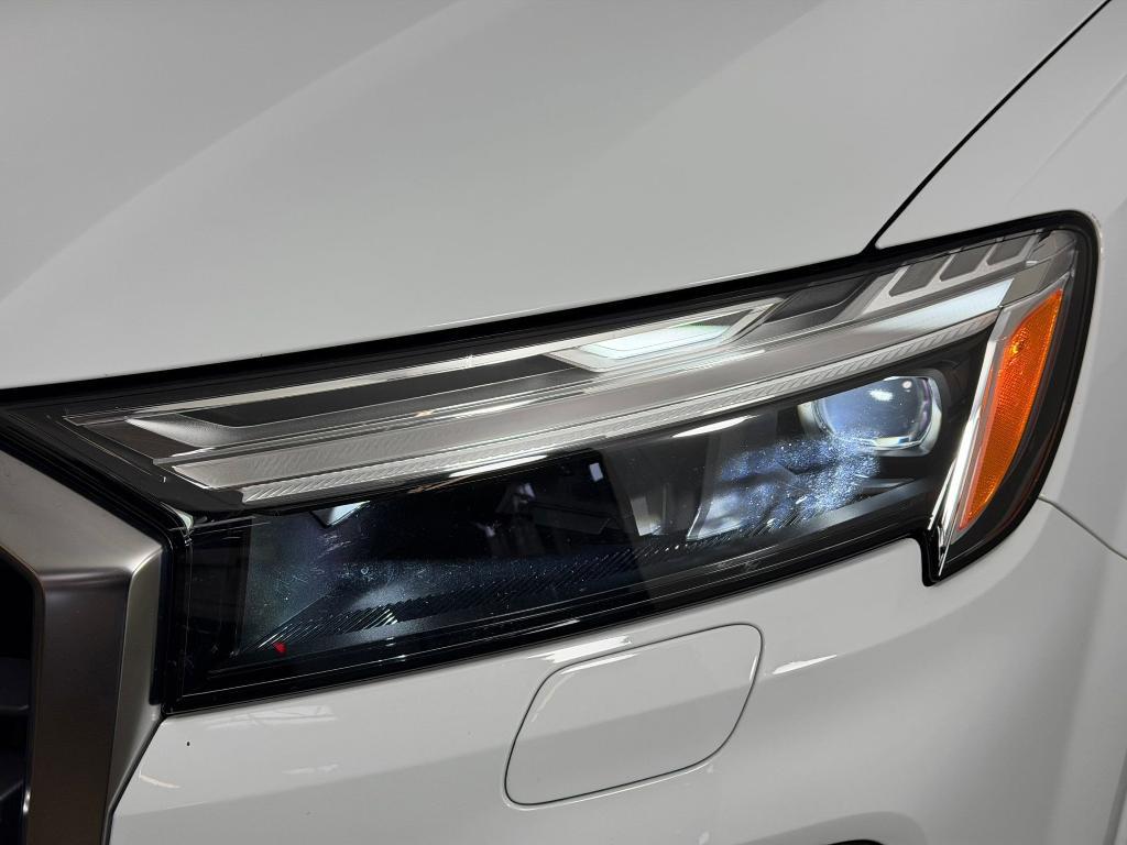 used 2025 Audi Q7 car, priced at $46,795