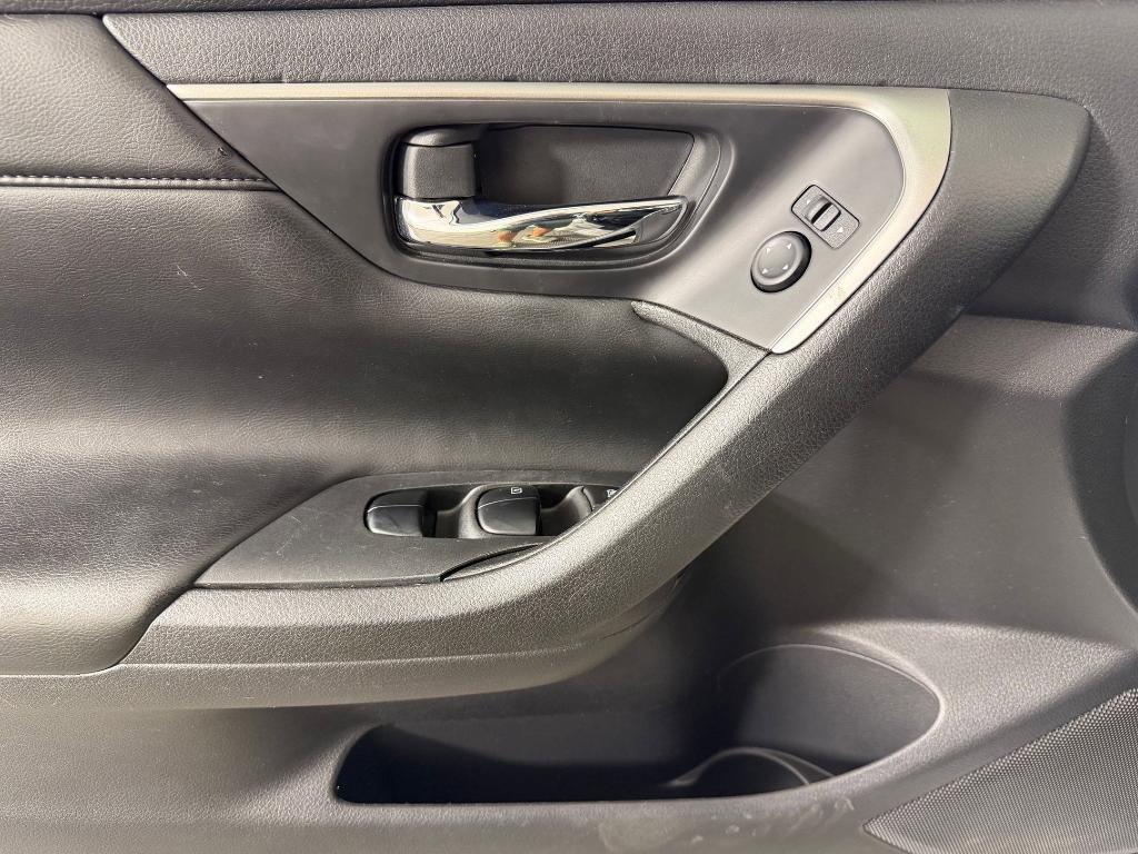used 2015 Nissan Altima car, priced at $5,998
